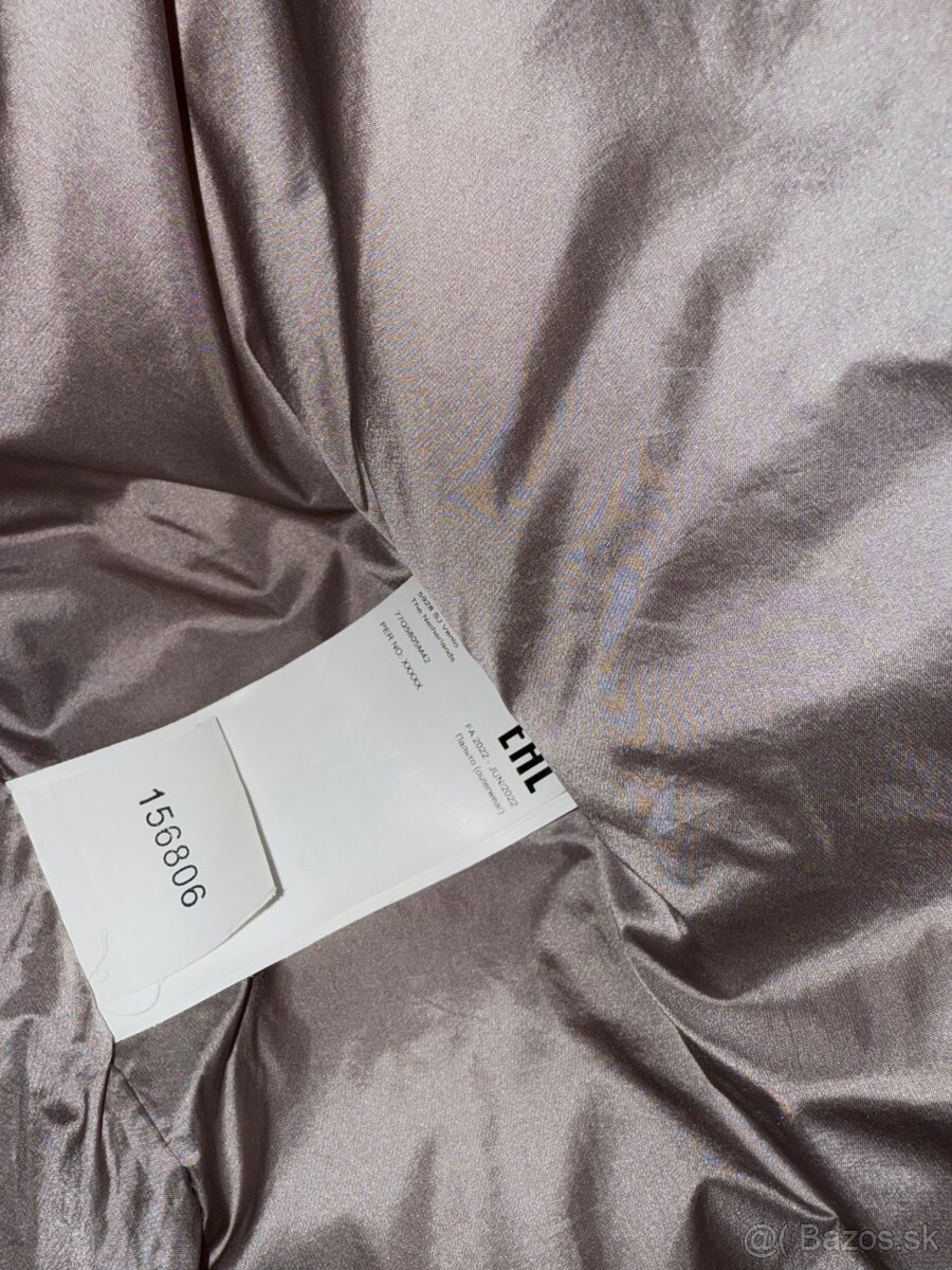 Predám luxusnu damsku zimnu bundu Michael Kors - 4