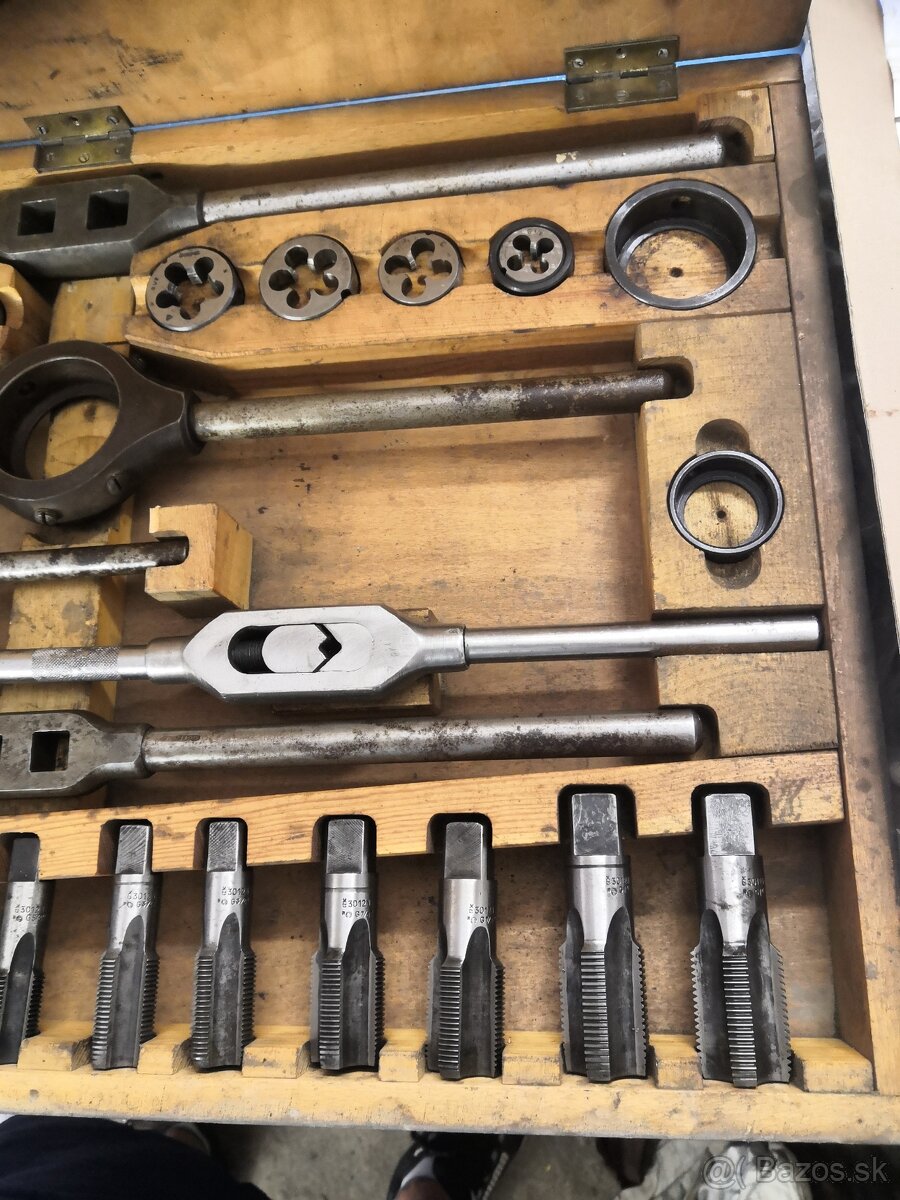 P:sada závitníků G - 4