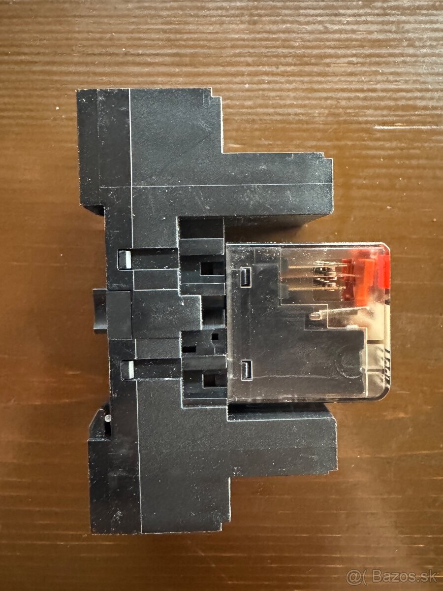 Výkonové minirelé PT 4P/6A,24VAC + päťica - 4