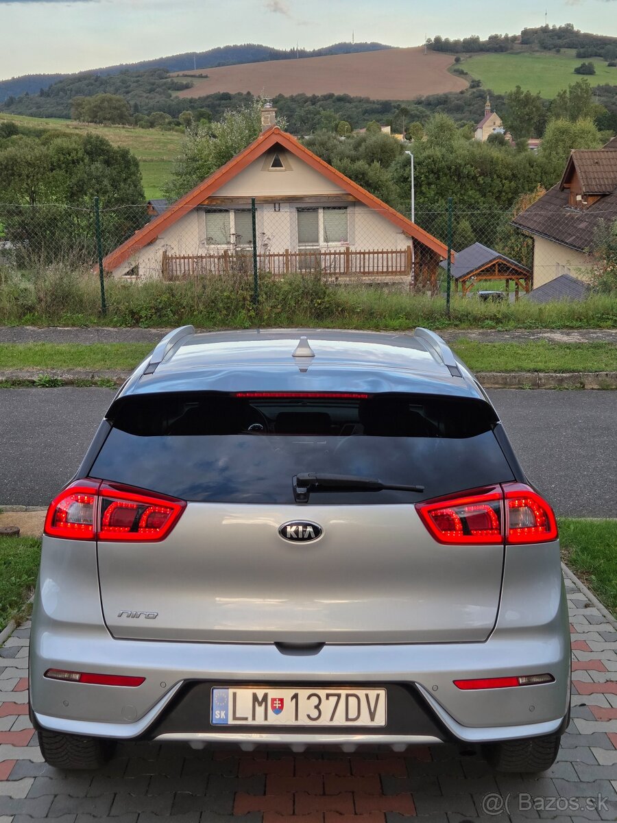 Kia Niro 1.6 GDI Automat - 4