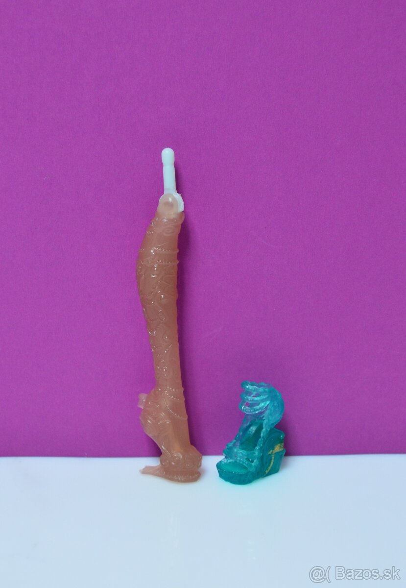 Monster High Rochelle a monster doplnky - 4