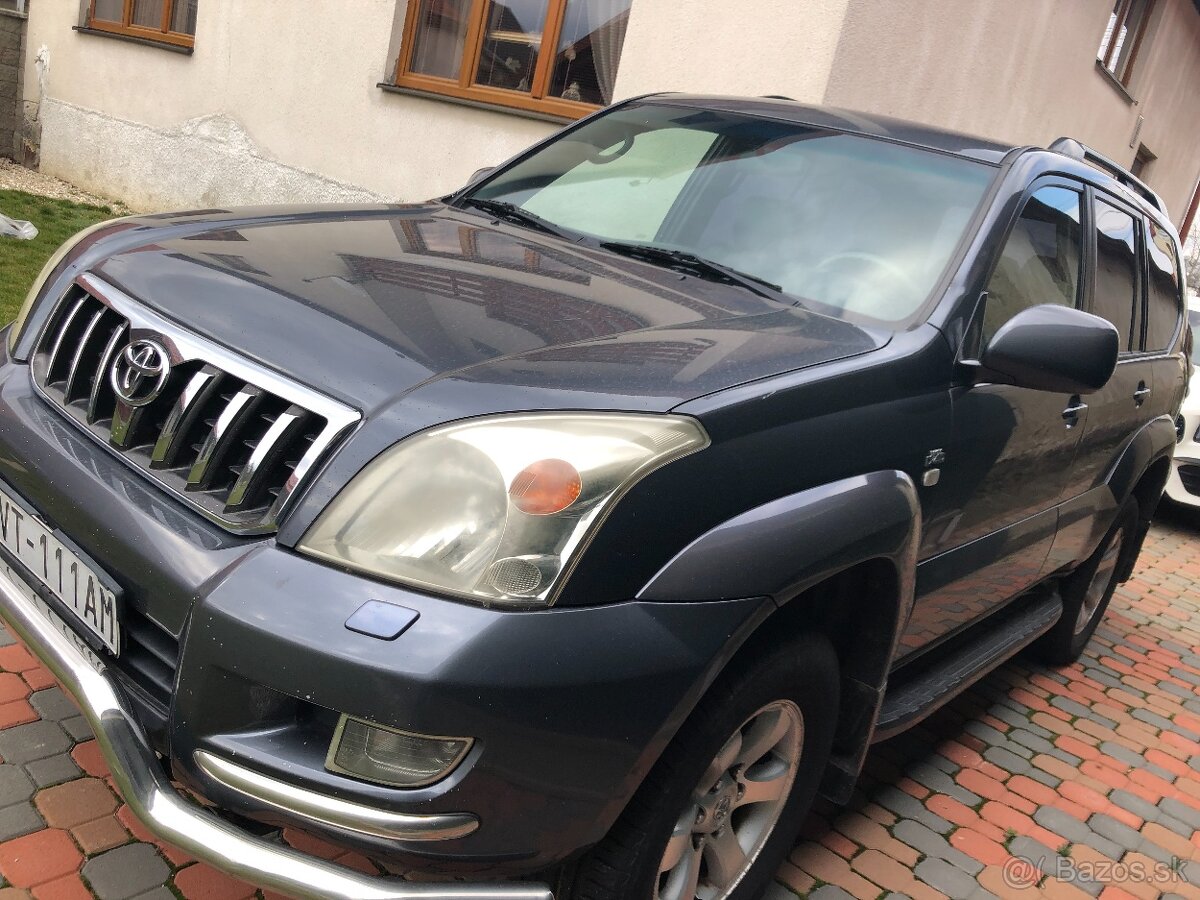Predám Toyota Land Cruiser J12 3,0 A D-4D 02