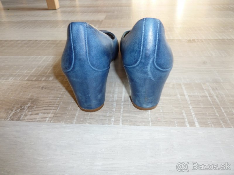 Par krat obute kozenne lodicky vel.39, zn. Ecco - 4