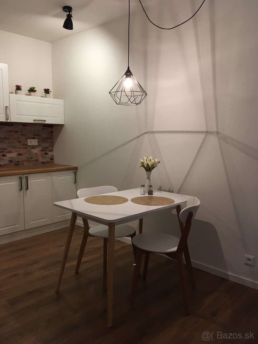 Prenájom 2-izbového bytu - 4