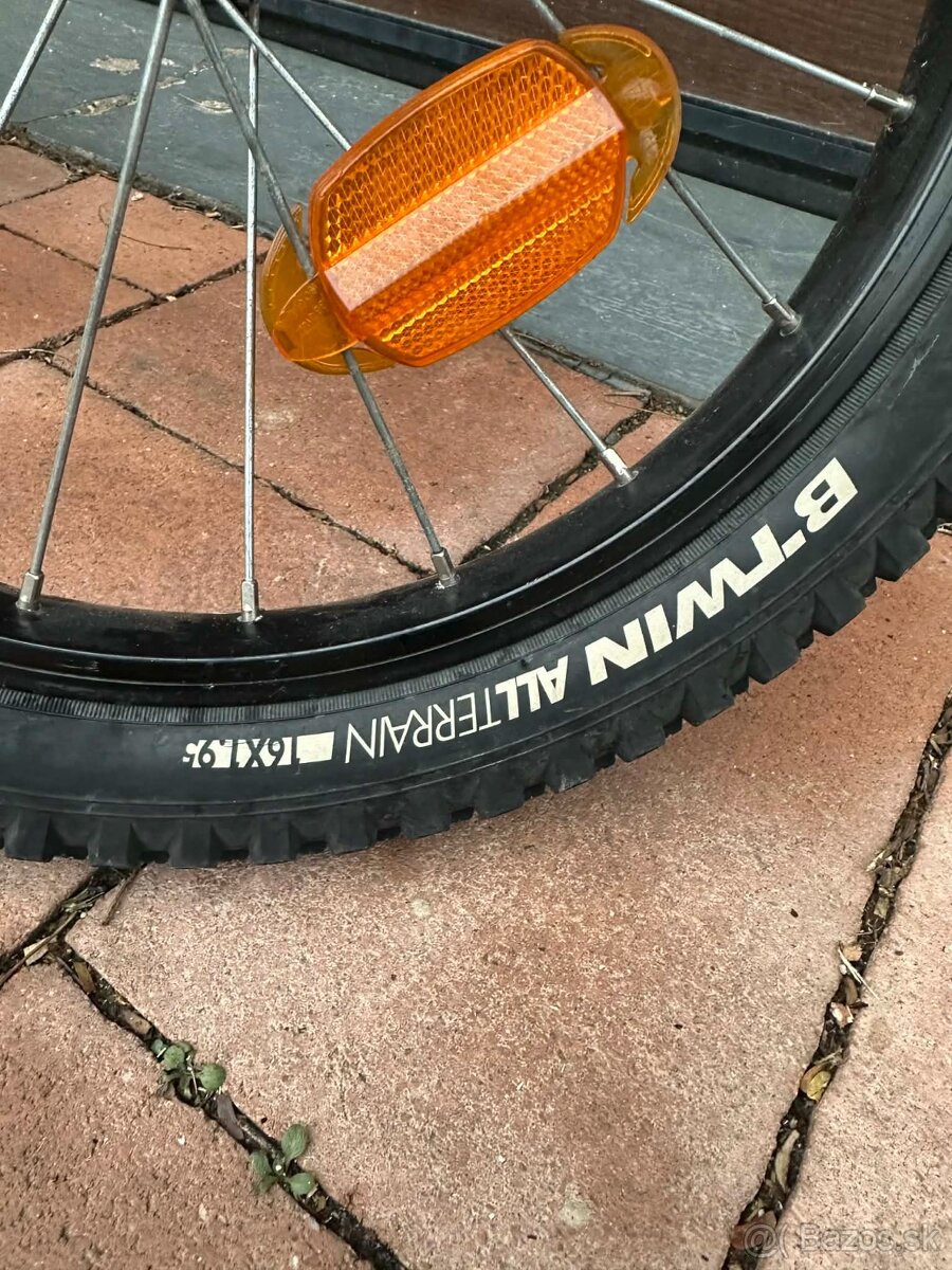 Predám detský bicykel BTWIN Discover 500 16" – výborný st - 4