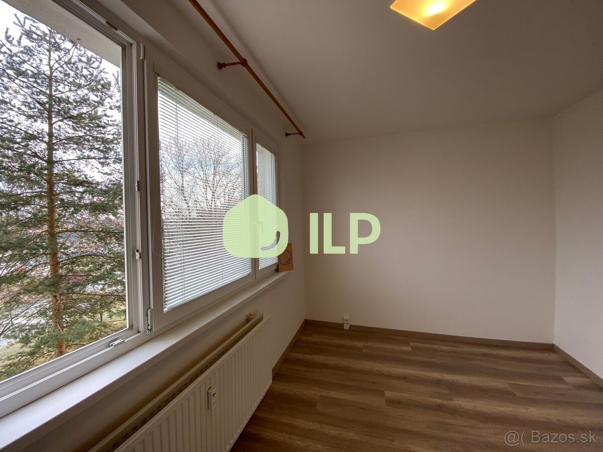 ŠOLTÉSOVÁ 2-izbový byt s loggiou na prenájom v SNV - 4