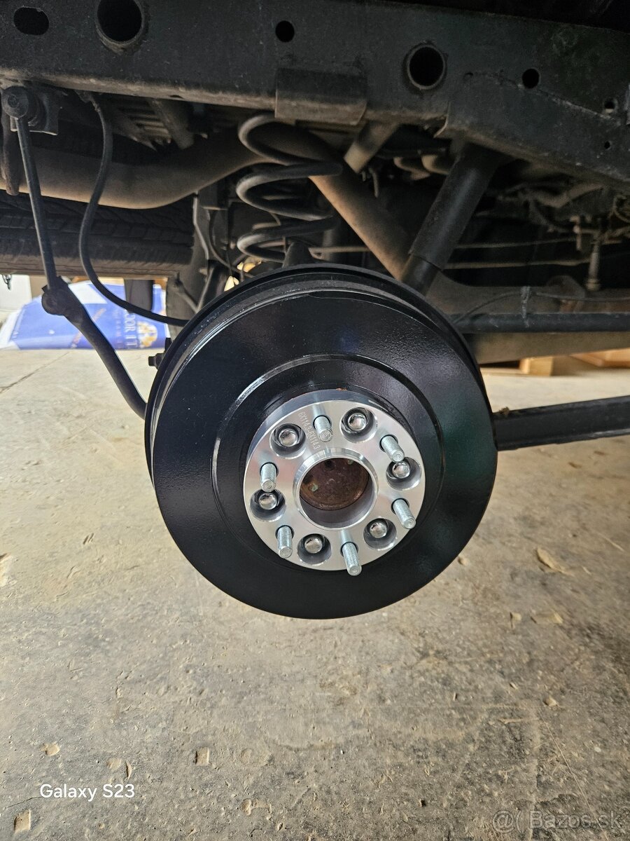 Nissan Navara 6×114,3 R18 - 4