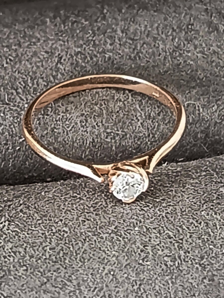 Diamantový zásnubný prsteň - 4