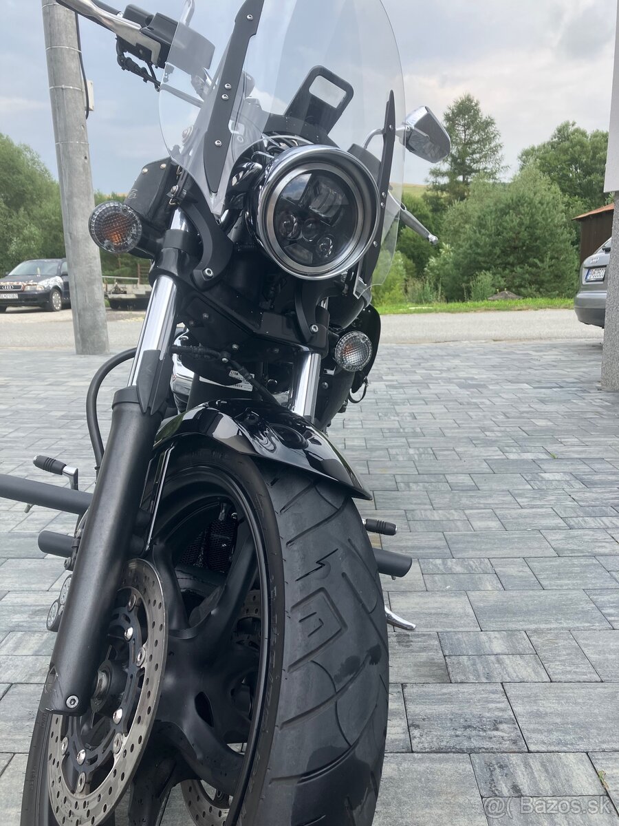 Yamaha Raider XV 1900 - 4