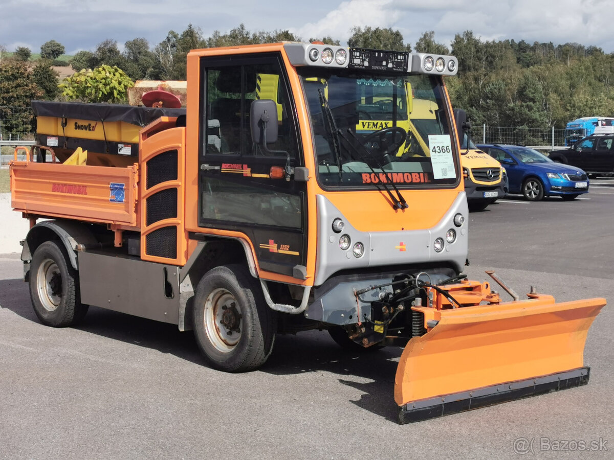 Prodám sklápěč KIEFER 1152 EURO 6 4x4 S3 zimní údržba - 4