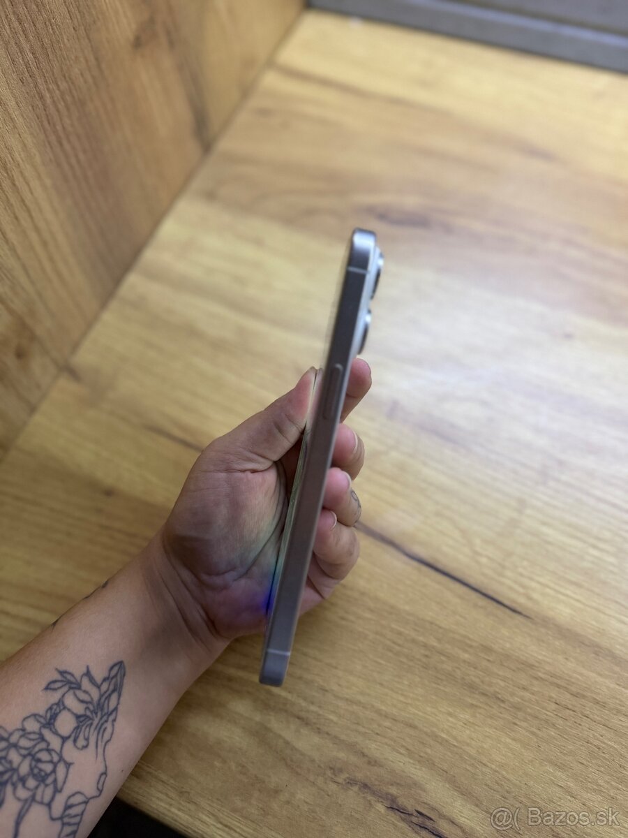 Iphone 15pro max 256GB - 4