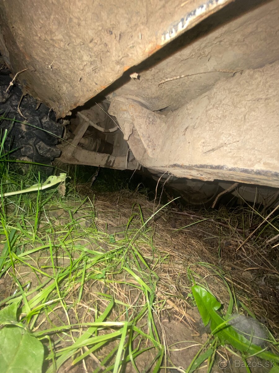 Rozpredam Kia Sportage 2,0 16v - 4