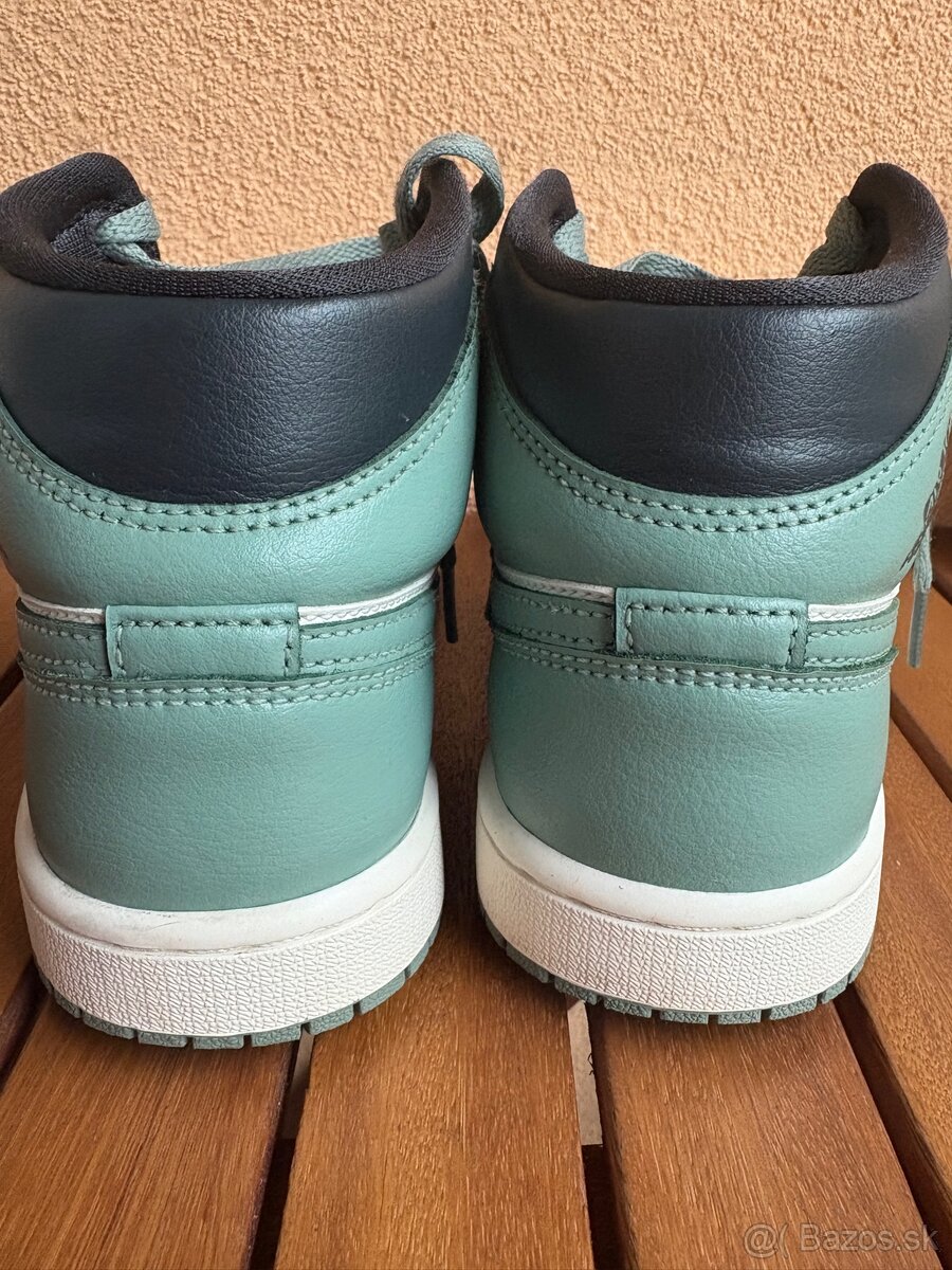 Jordan - 4