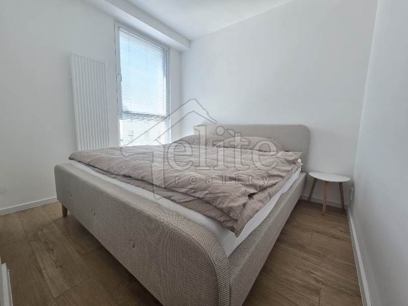 Prenájom, Byt/2-izbový (RK01031593) - 4