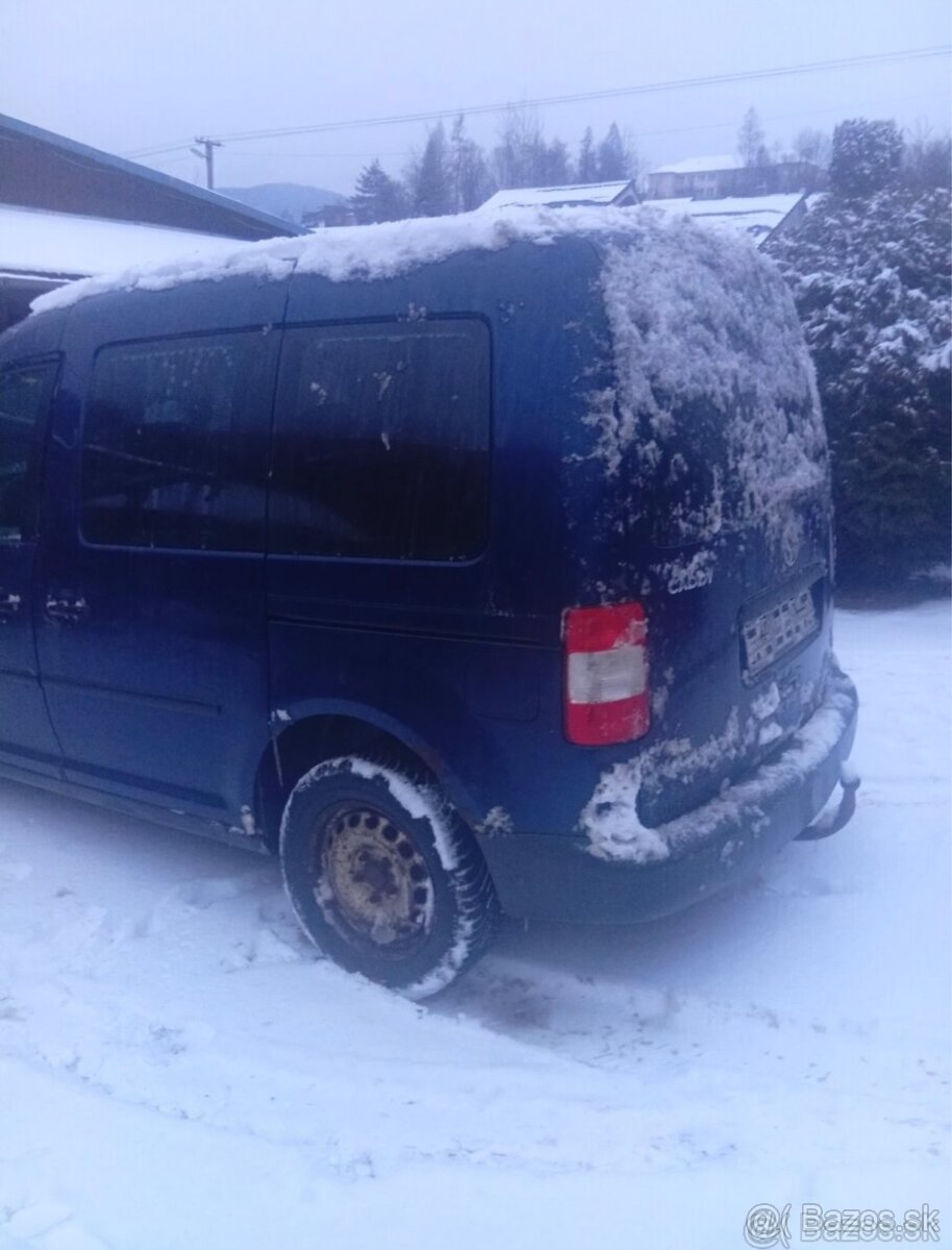 Rozpredam Volkswagen caddy 1,9tdi - 4