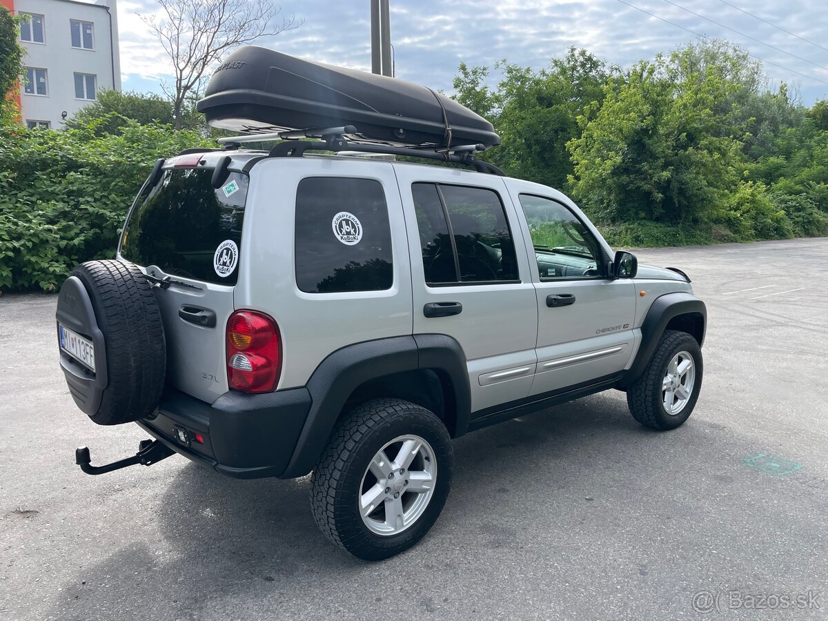 Predam Jeep Cherokee KJ Liberty