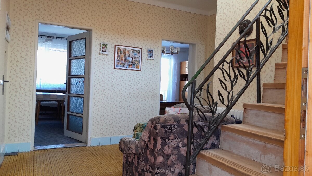 Na predaj priestranný 4-izbový rodinný dom - 4