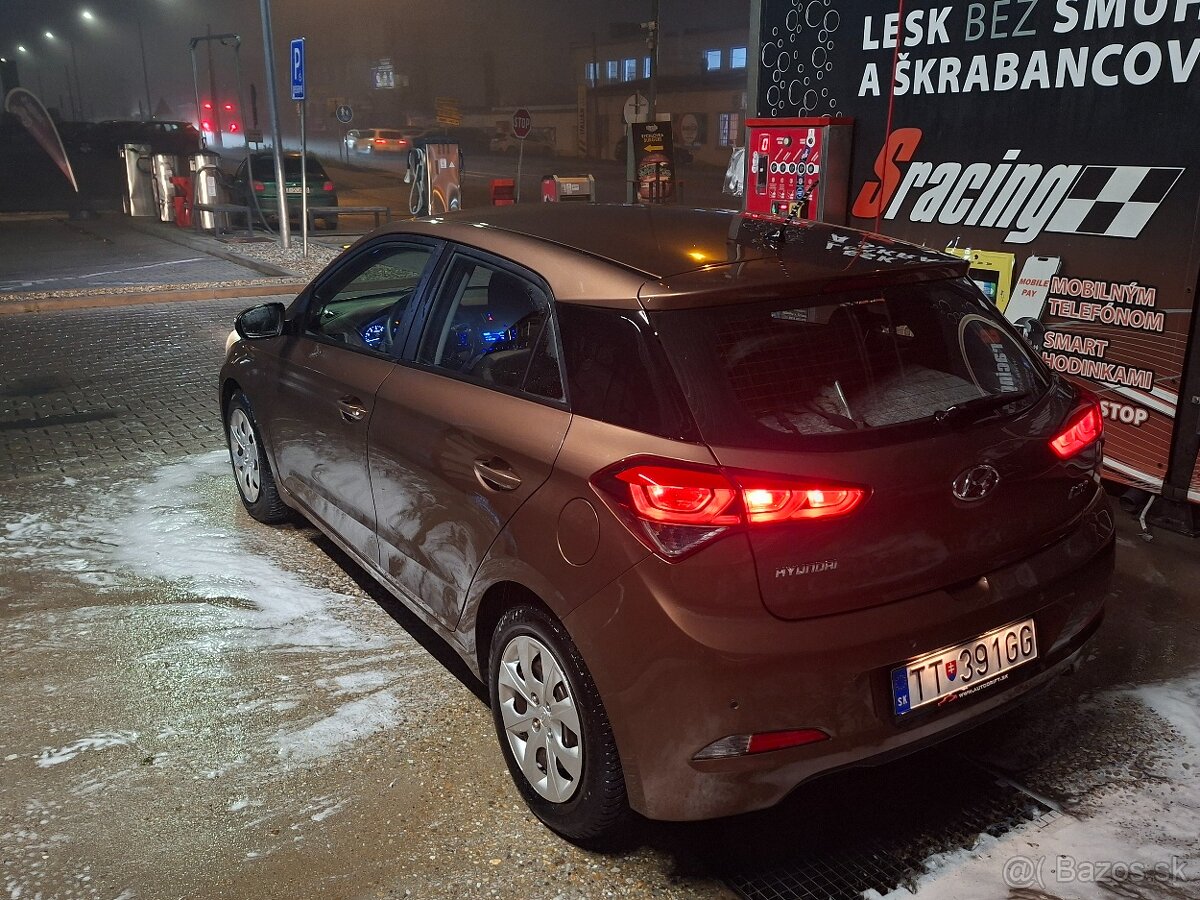 Hyundai i20 1.25 62kw M5 - 4