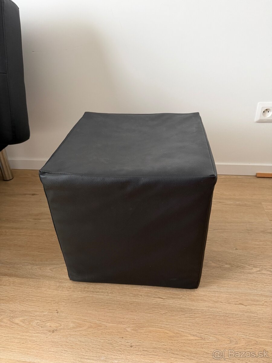 Gauč v top stave + taburetka - 4