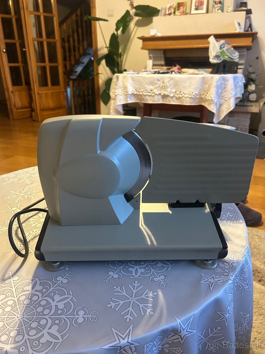 Predam krajac eletricky na chleb a salamu eta Questo - 4