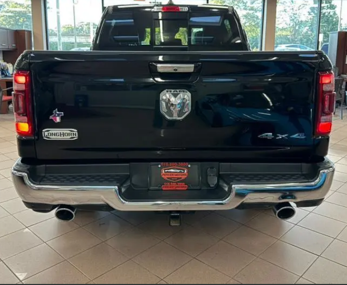 DODGE RAM 5,7 Hemi 2022 LONG HORN odpočet DPH 36000km - 4