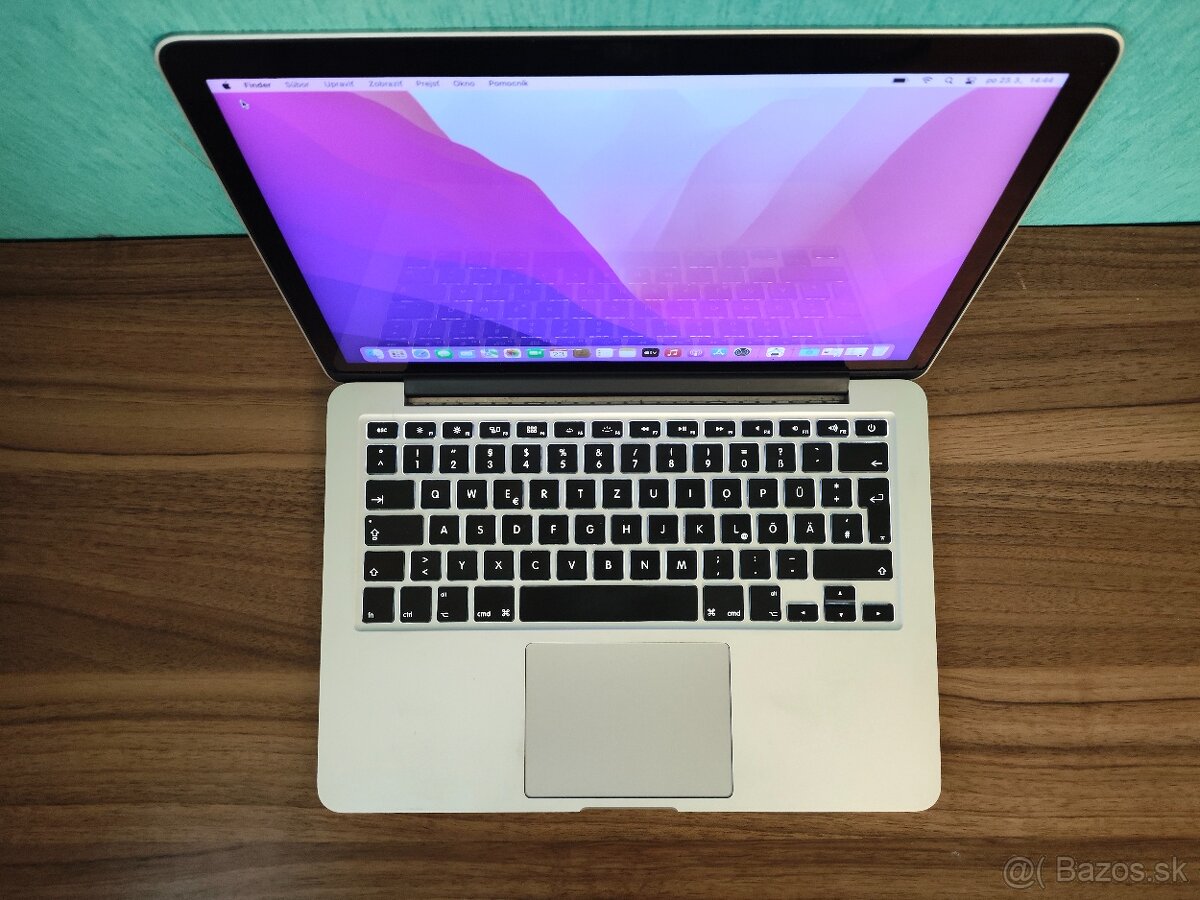 MacBook Pro 2015 13" | i5 • 8GB • 256GB SSD - 4