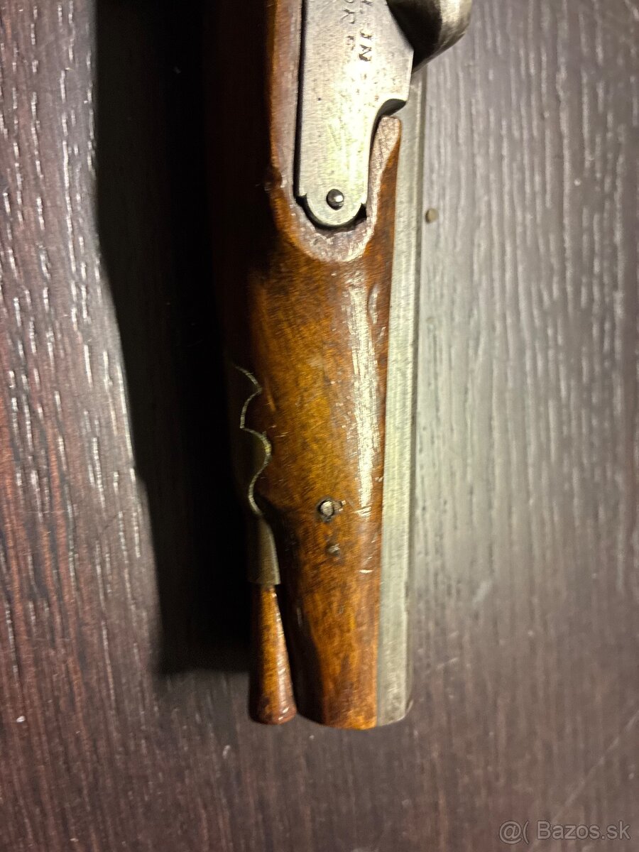 Historická perkusná pištol 4 - 4