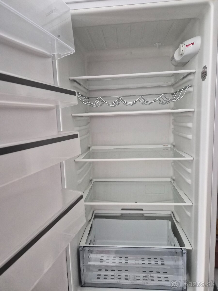 Chladnicka s mraznickou - 4