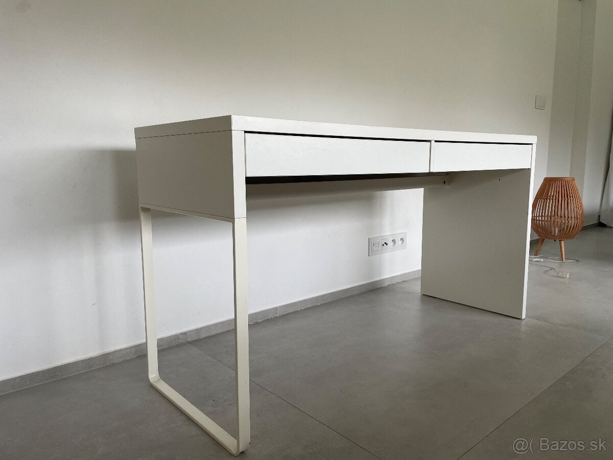 IKEA MICKE písací stôl - 4