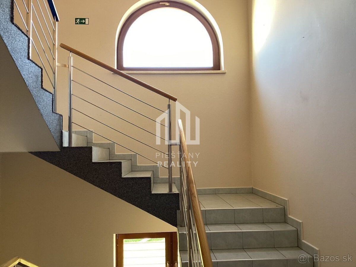 TOP PONUKA 7i RD vhodný aj ako sídlo firmy v exkluzívnej l - 4