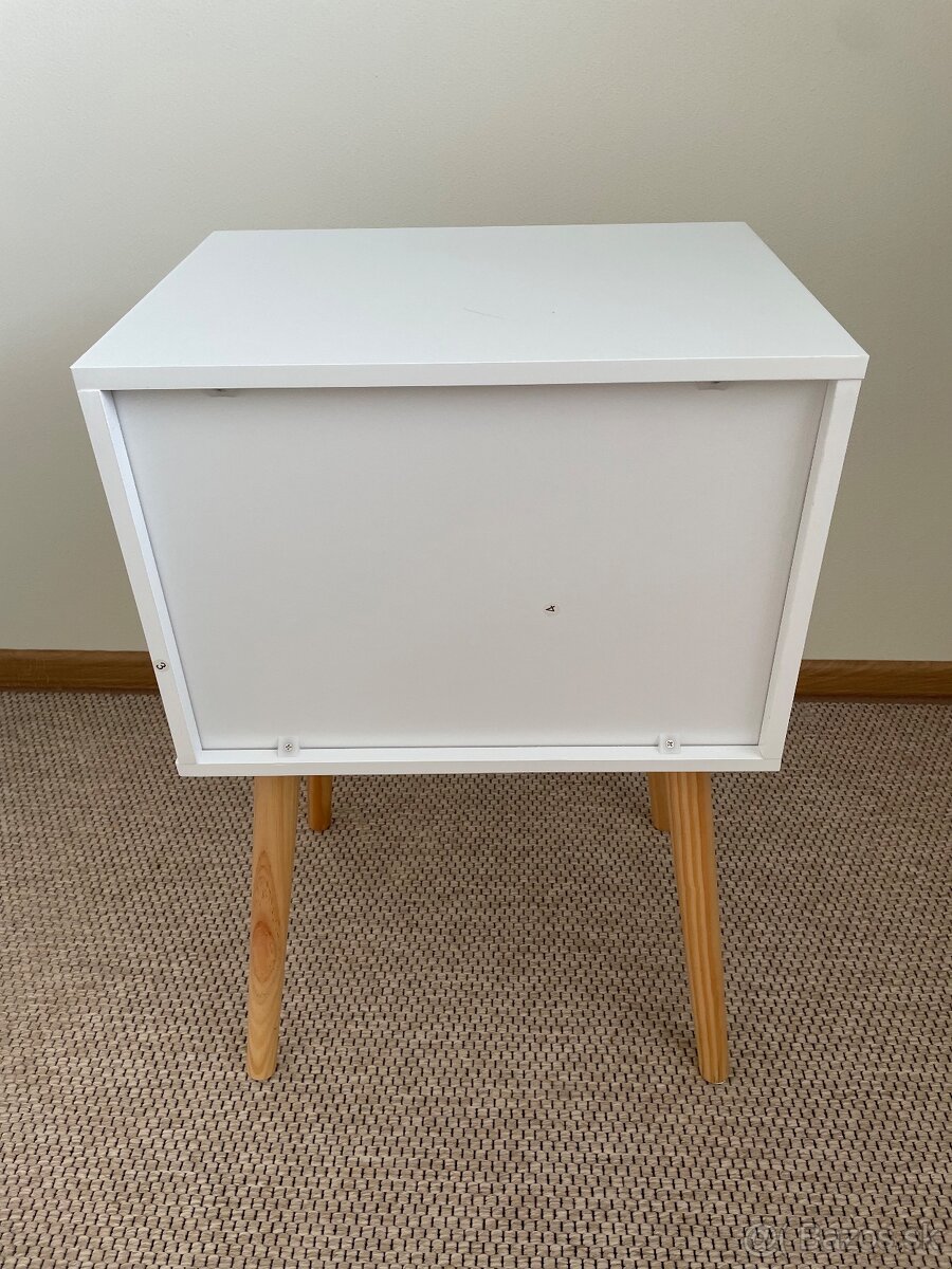 Nočný stolík Xora - 4