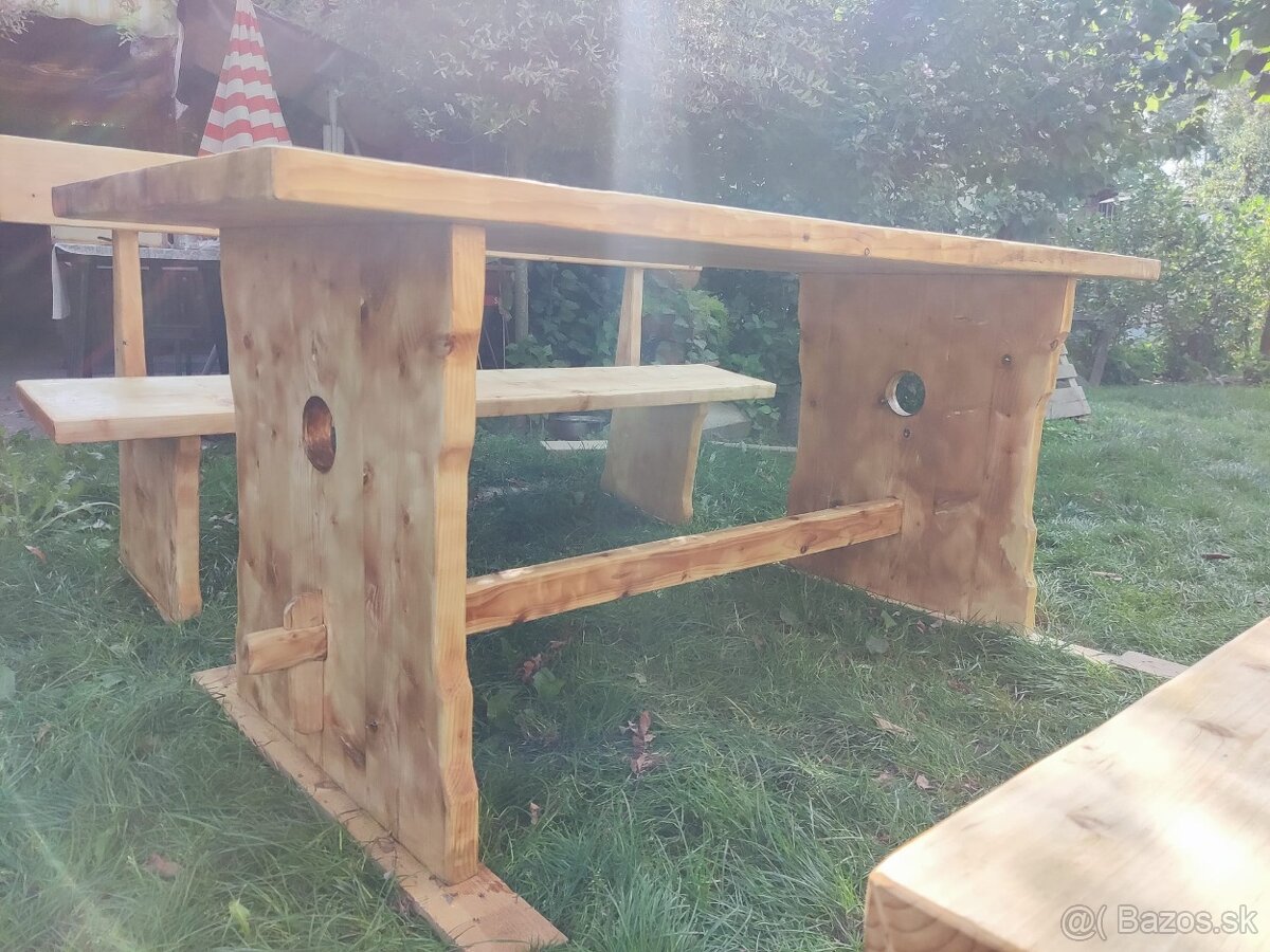 Pivný set (stôl + 2 lavice) – masív - 4