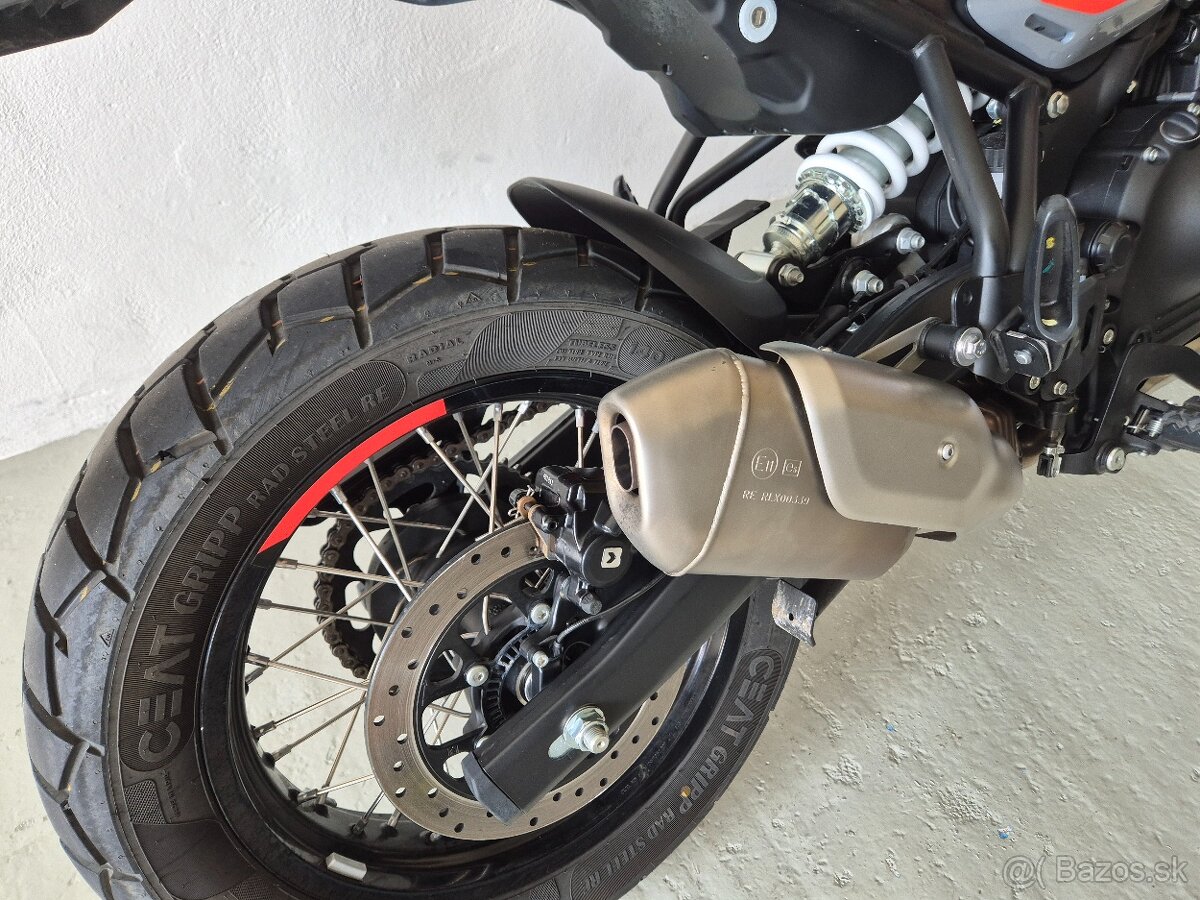 Royal Enfield Himalayan 450
