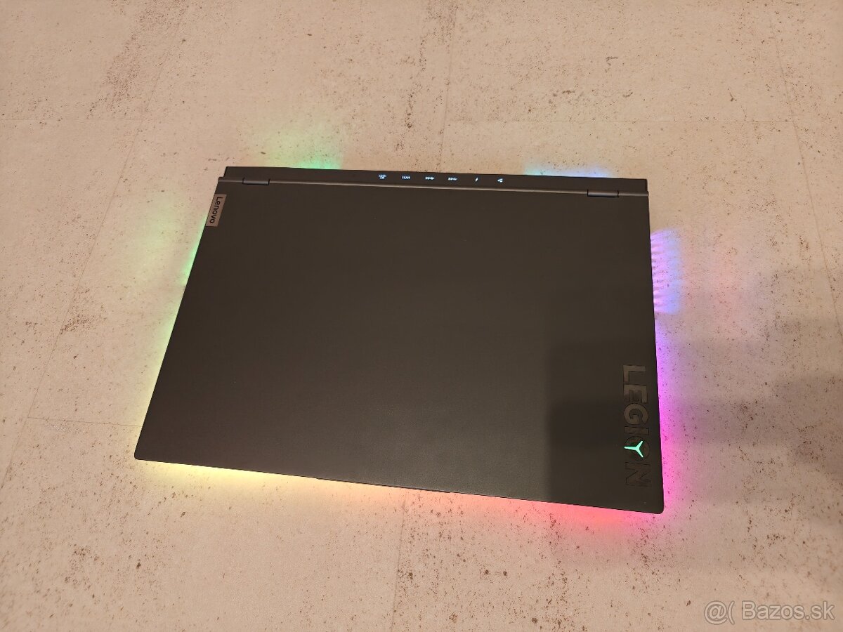 Predam herny notebook Lenovo Legion 7 16ITHg6 - 4