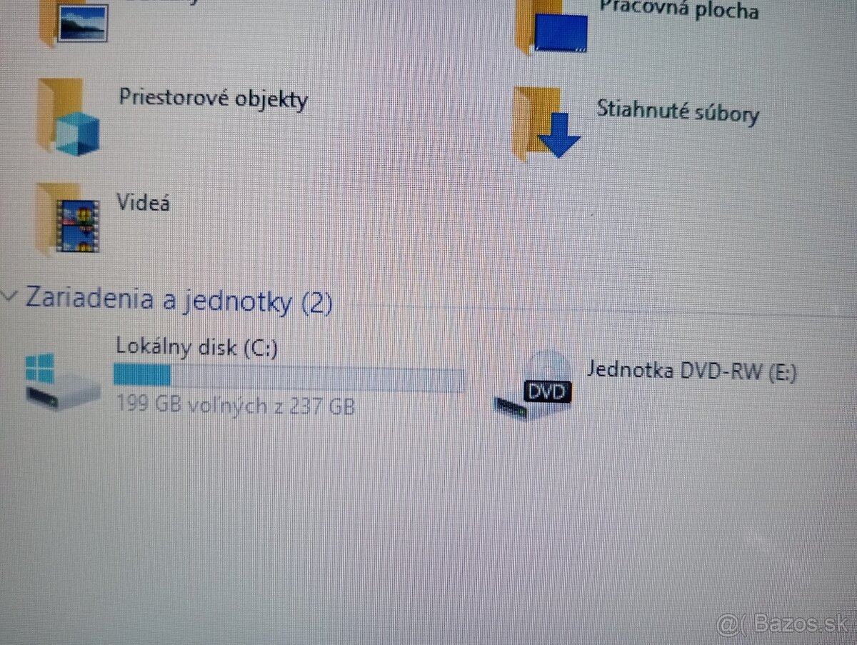 predám notebook Dell Inspiron - Intel core i5 -8gb ram - ssd - 4