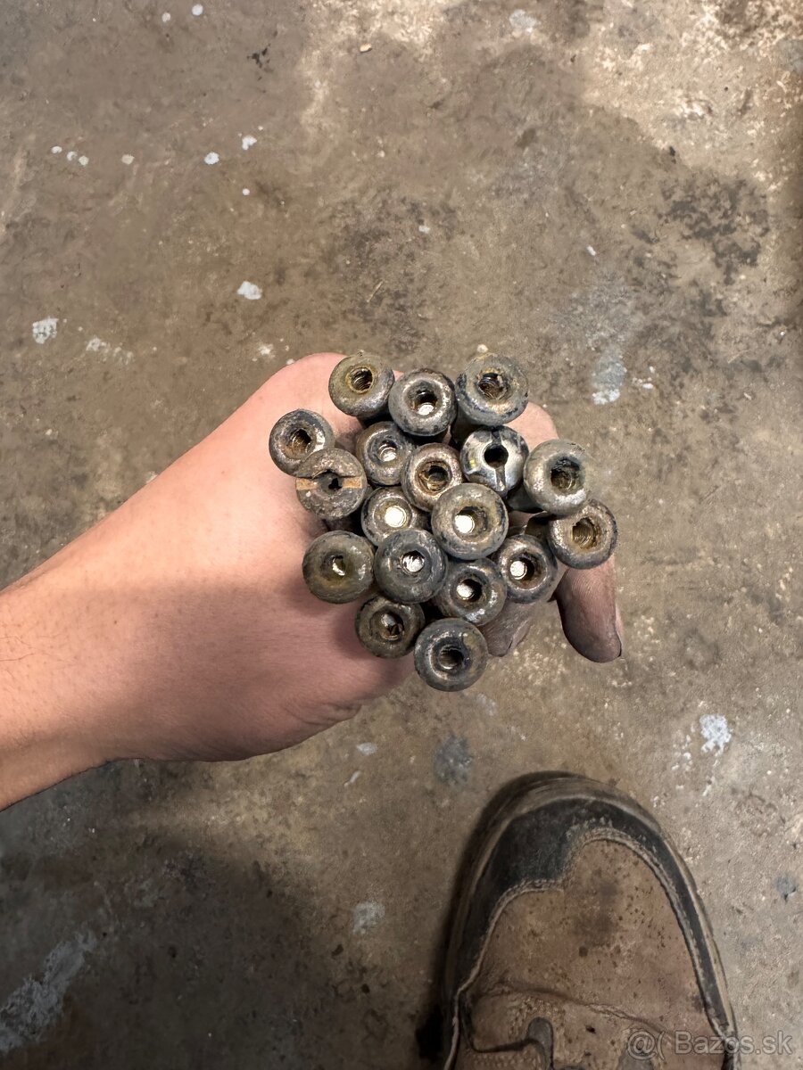 Predám Ráfik EXCEL 19x2.15 36 dier - 4