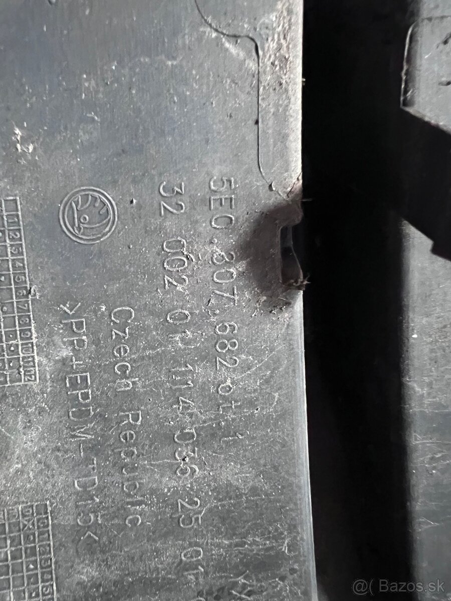 Mriezka predneho naraznika Octavia 3 - 4