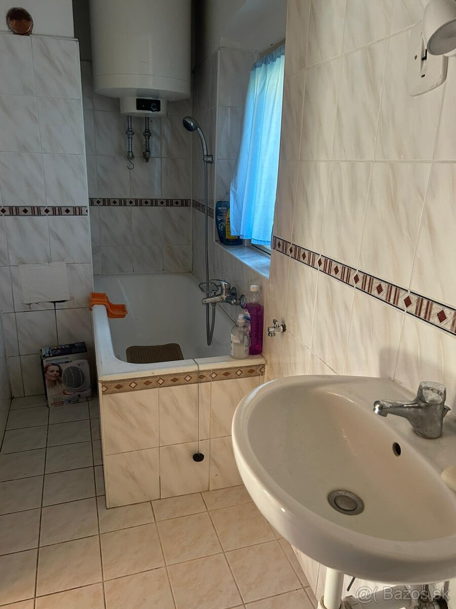 ponúkame bývanie v pone prírody - 4