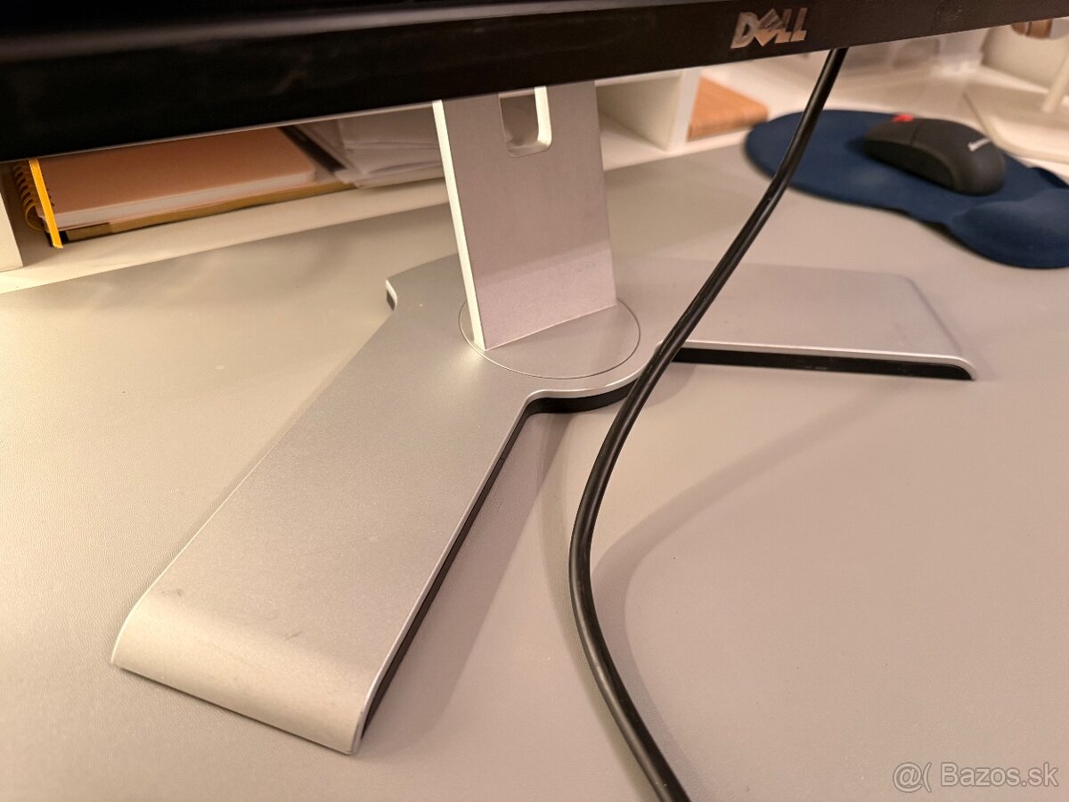 Predám monitor Dell E2216H - 4