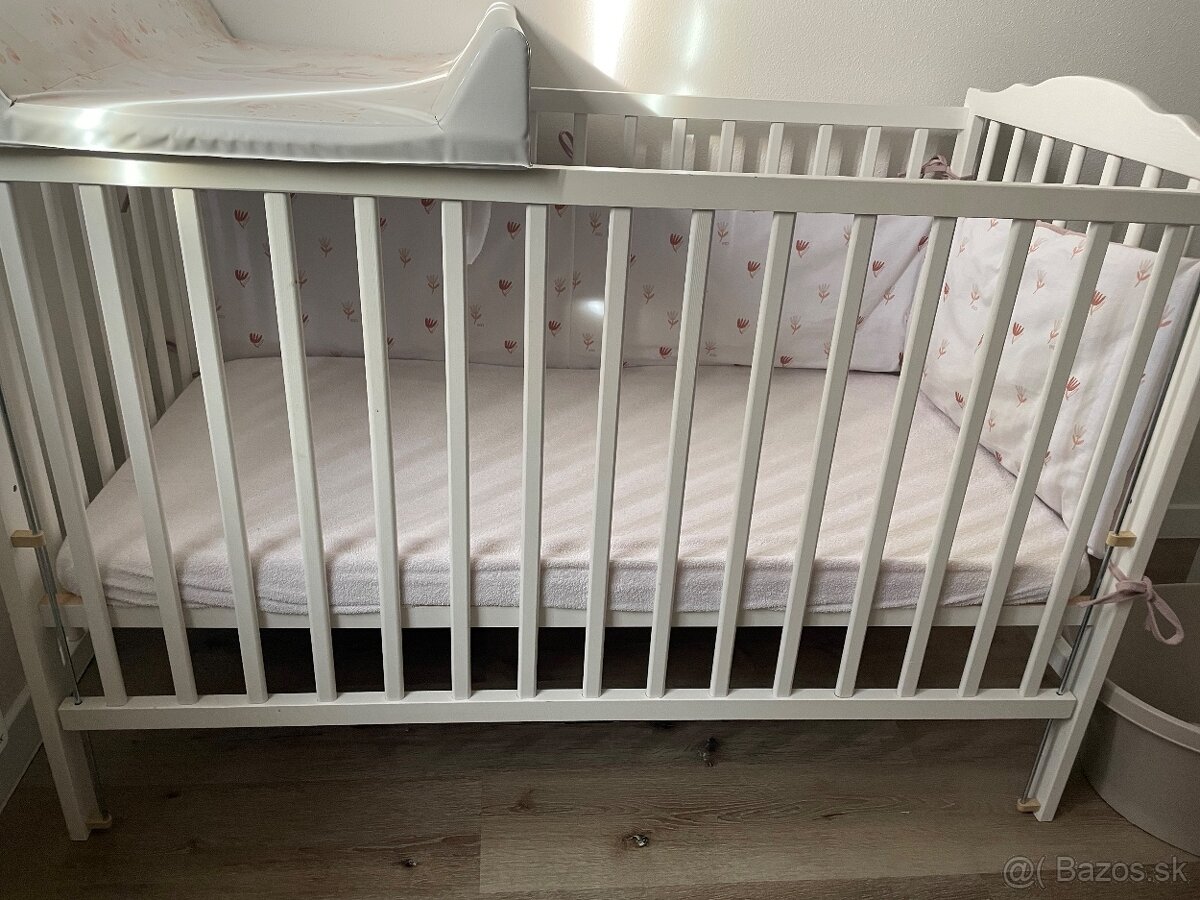 Detska postielka s prebaľovacím pultom - 4