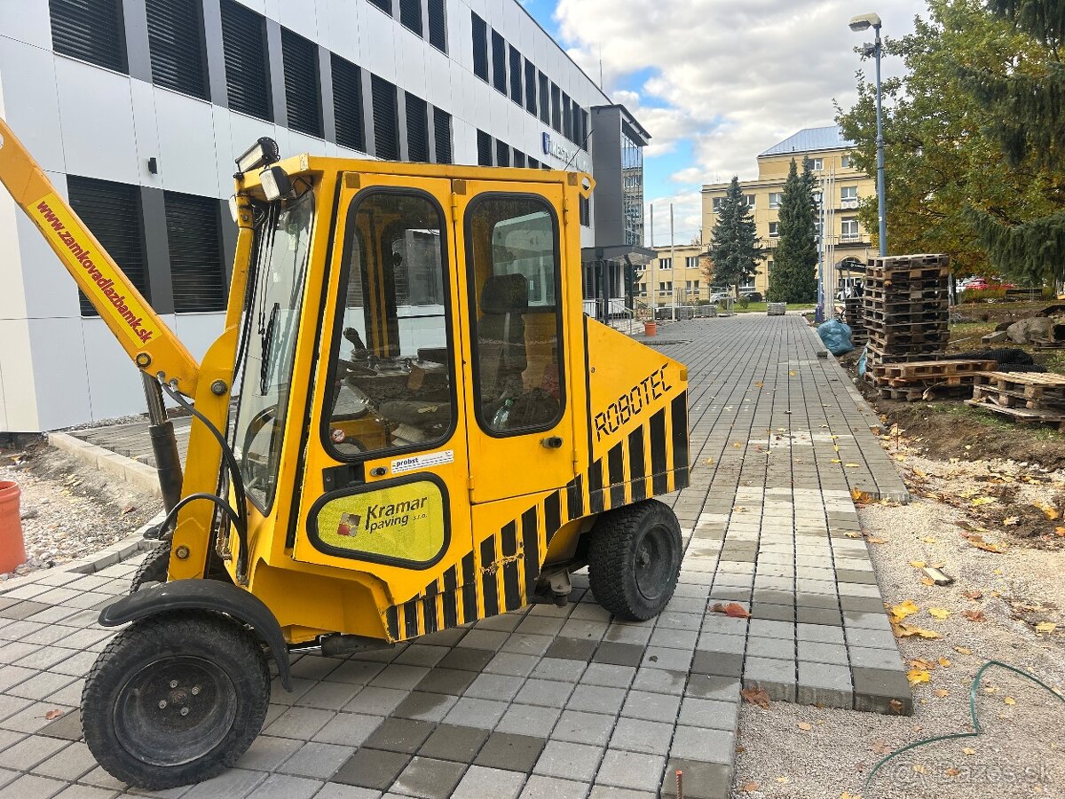 Strojová pokladka/ukladanie zámkovej dlažby TOP - 4