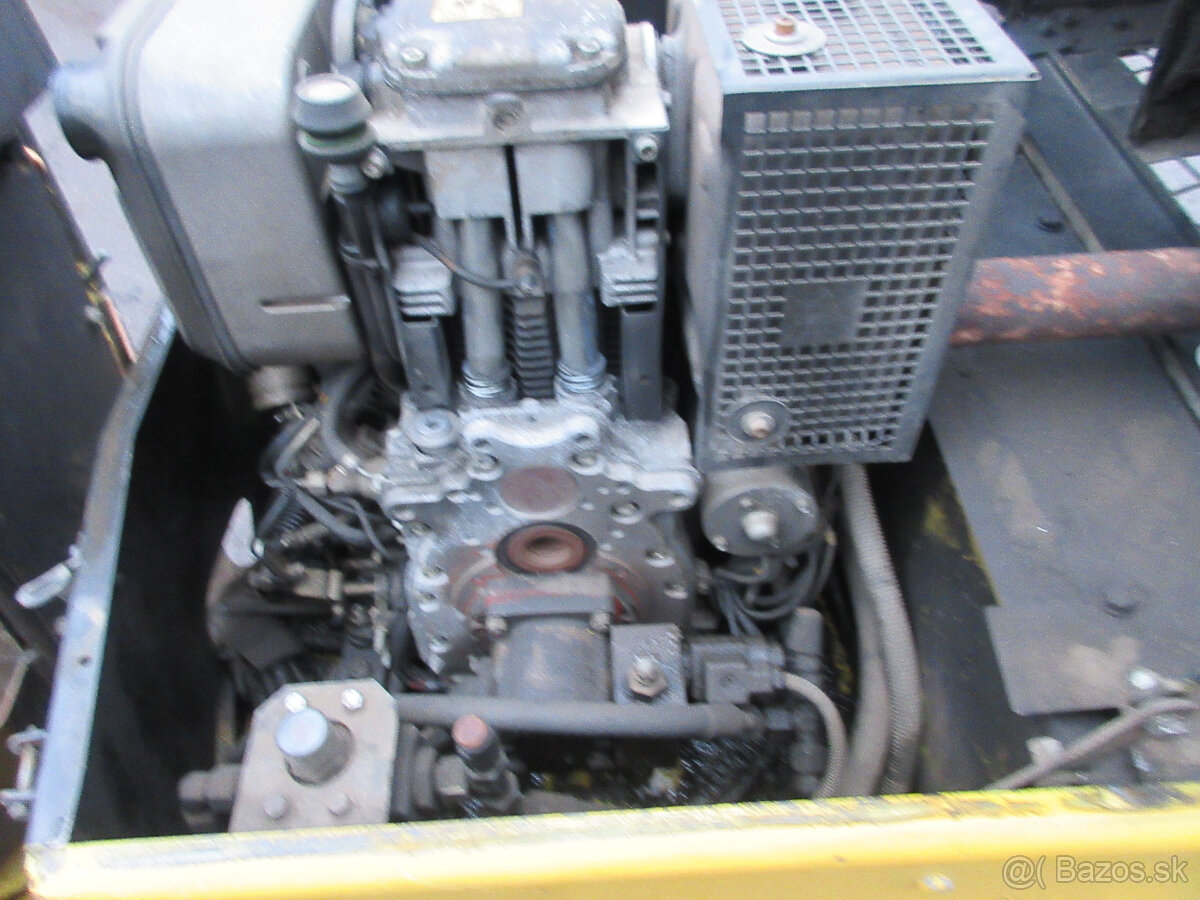 Vibrační válec Bomag BW 80 - 4