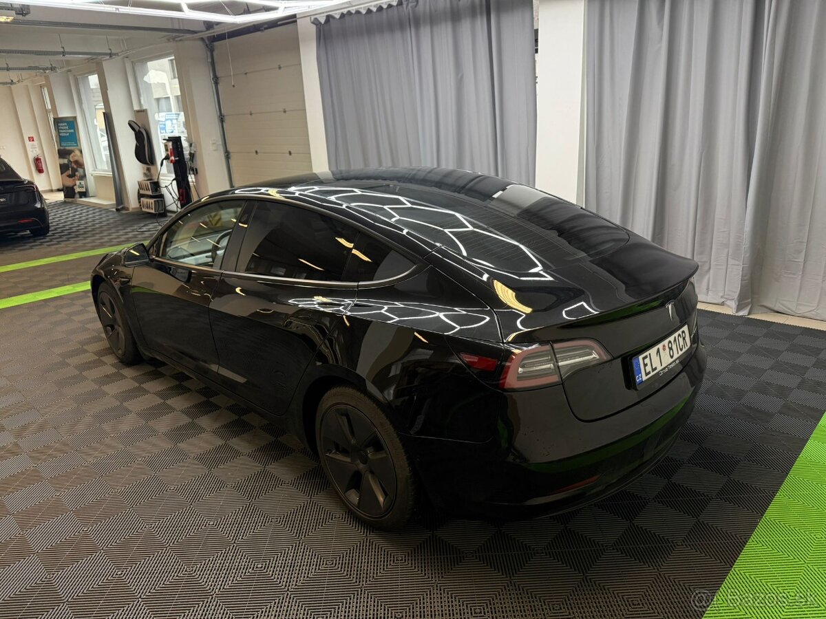 Tesla Model 3 Long Range 2021 – Ruth - 4