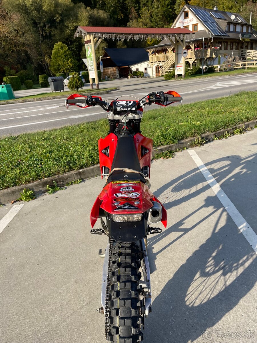 GasGas EC300