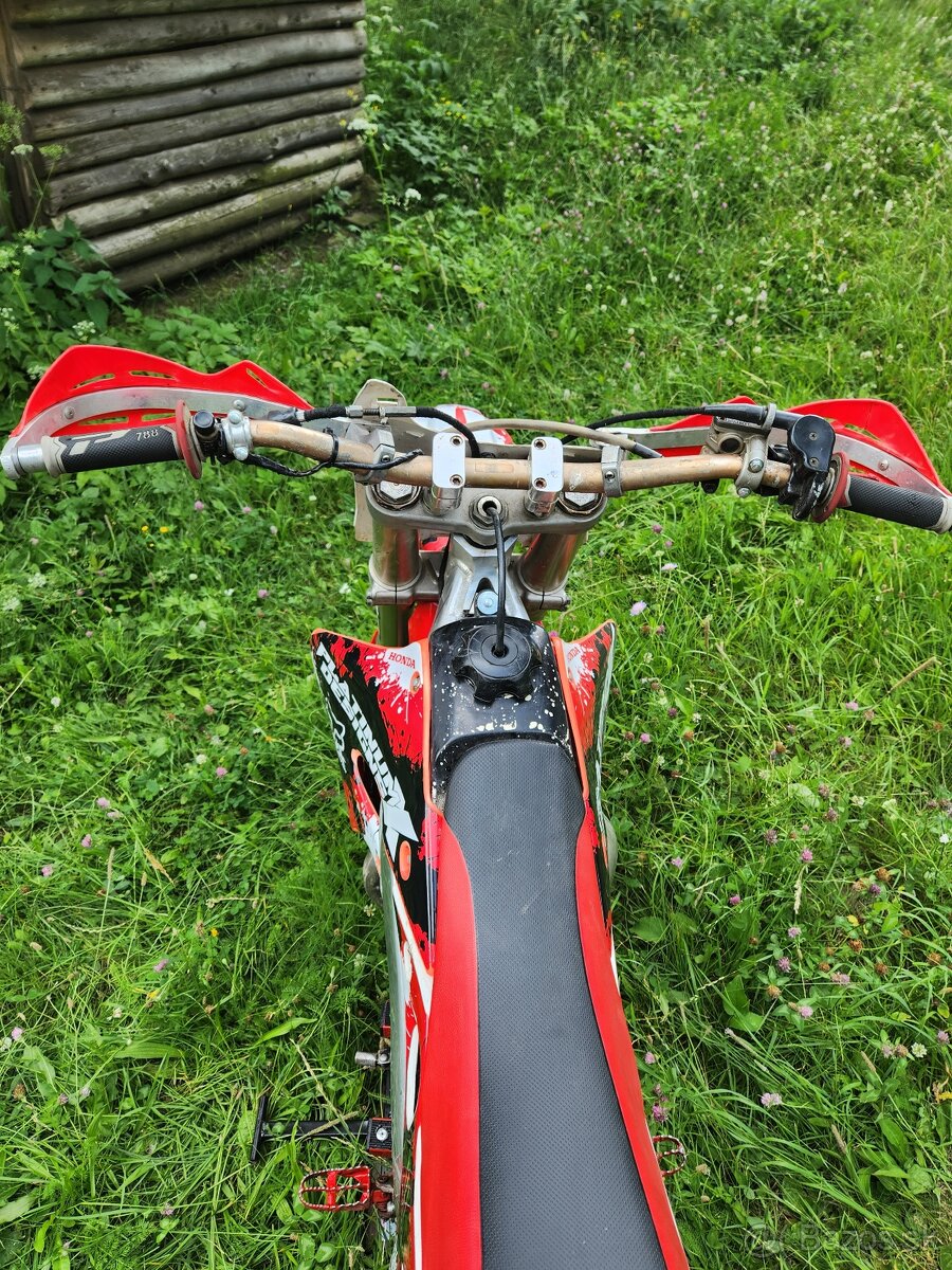 Predám Honda CR 250R