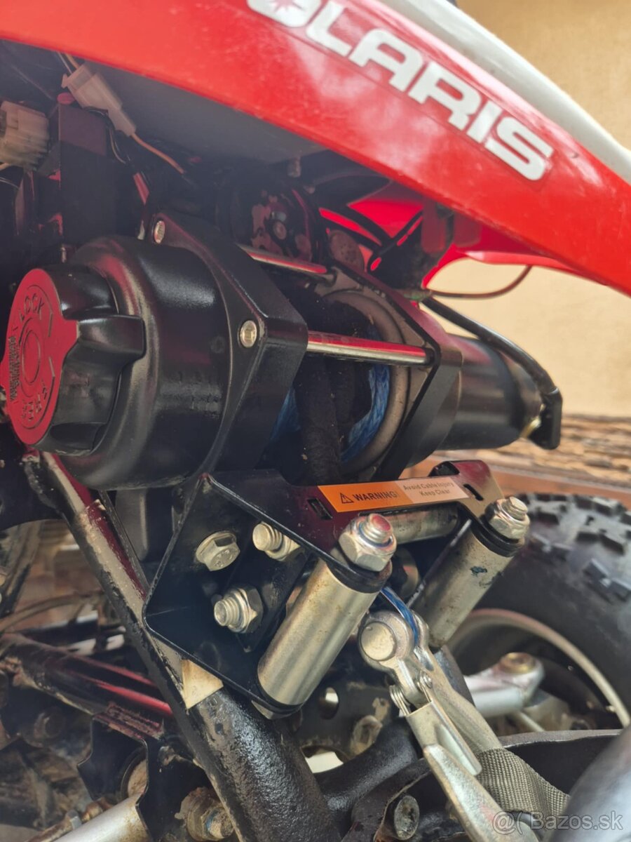 Polaris Pheonix 200