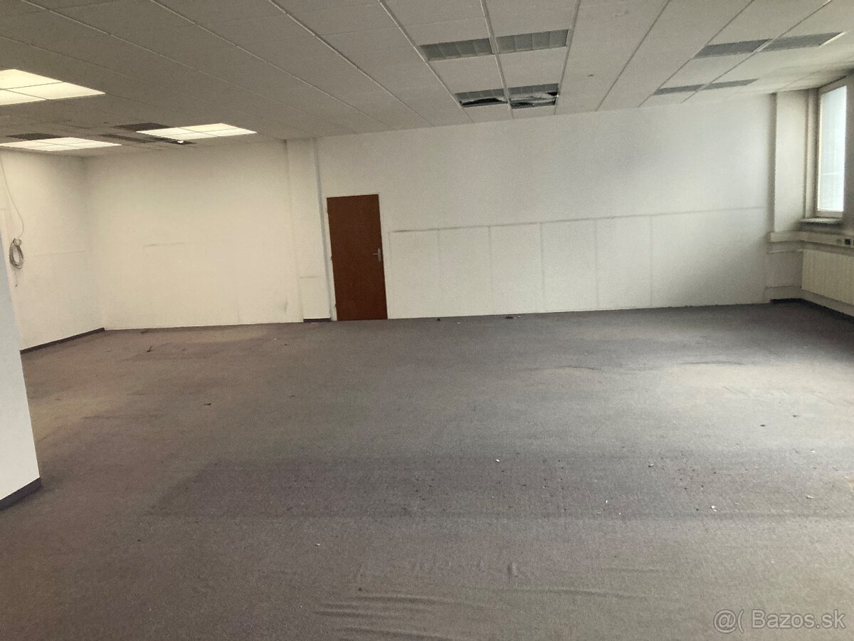 Sporitelna Čadca priestor - 4