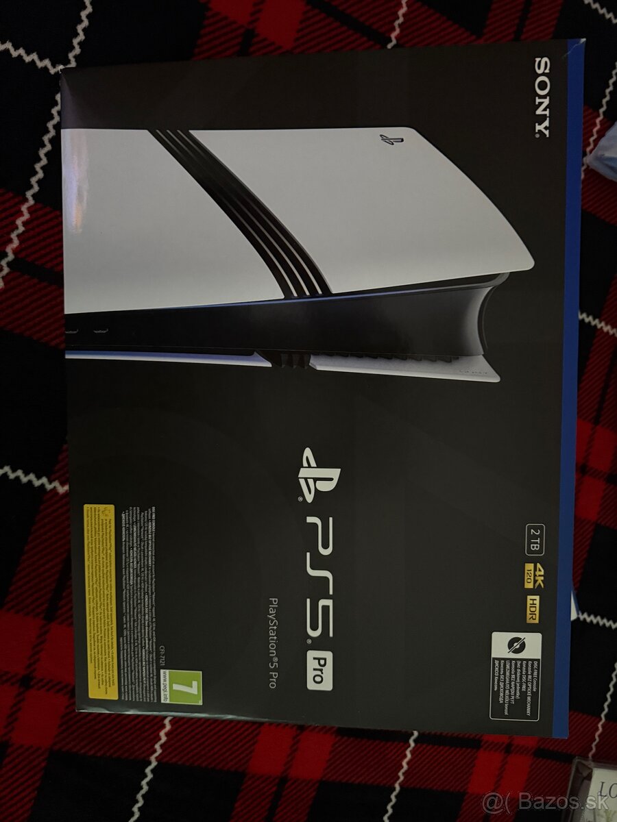 Playstation 5 PRO + PlayStation Portal - 4