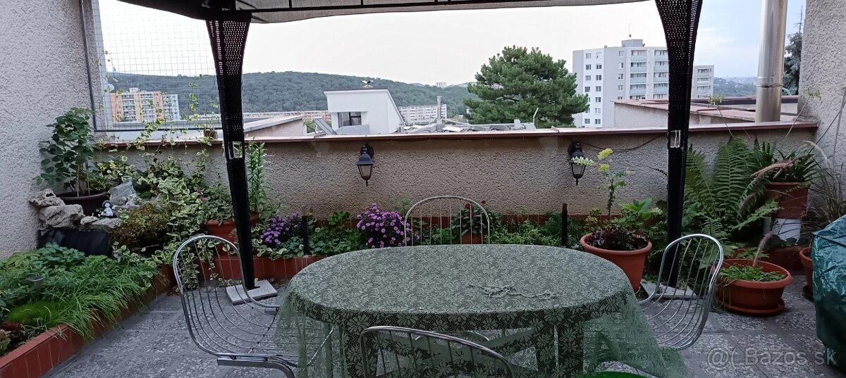 6 izb. dvoj podlažný byt s 2 terasami - 4