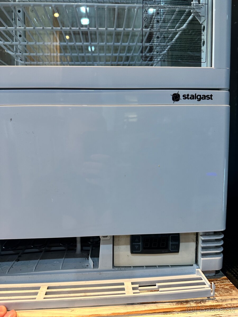 Chladiaca vitrína - 4